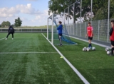 Training van S.K.N.W.K. JO19-1 van donderdag 22 mei 2025 (12/68)